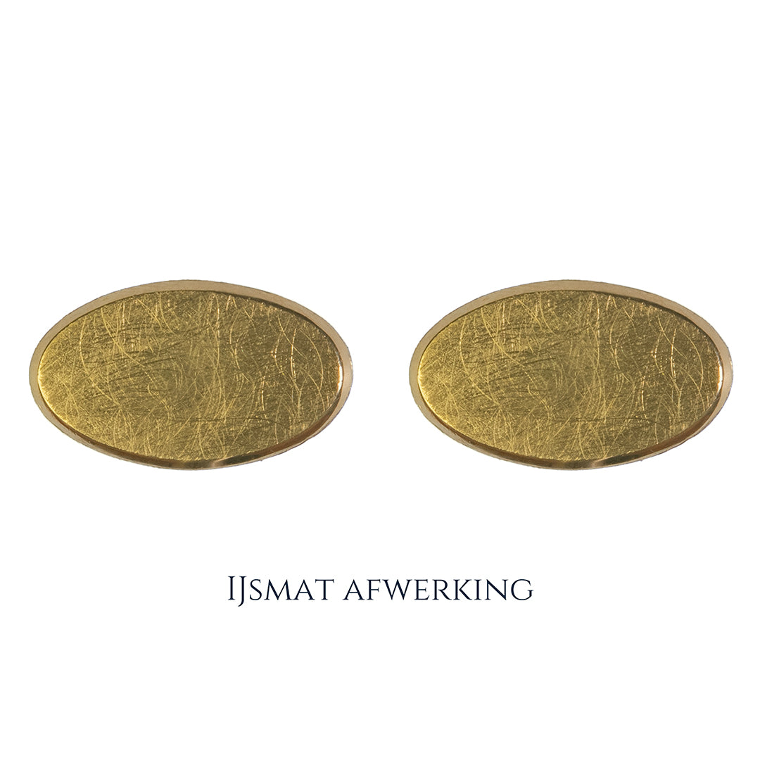 Gouden manchetknopen in ovale vorm. Keuze uit hoogglans, mat of ijsmat afwerking. Handgemaakte manchetknopen van Meijlis.