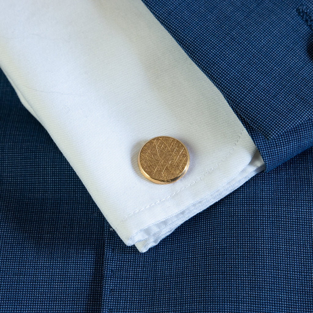 Gouden manchetknopen in ronde vorm. Keuze uit hoogglans, mat of ijsmat afwerking. Handgemaakte manchetknopen van Meijlis.