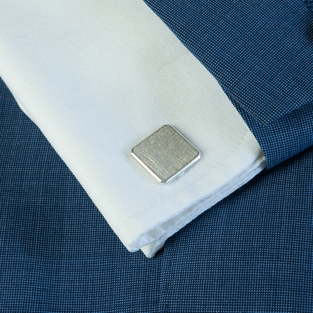 925 Zilveren manchetknopen in vierkanten vorm. Keuze uit hoogglans, mat of ijsmat afwerking. Handgemaakte manchetknopen van Meijlis.